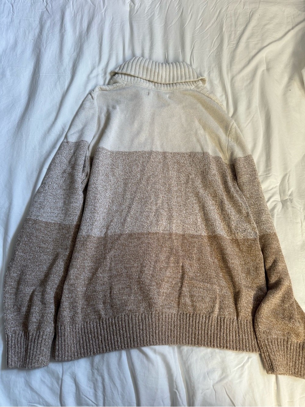 Men's Two-Tone Cable Turtleneck Sweater in Cream and Tan - Picture 4 of 5